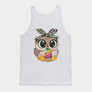 Cute owl with cupcake Tank Top